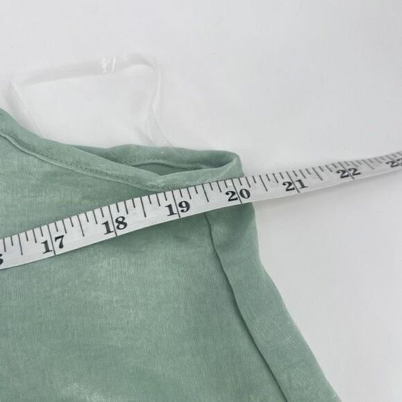NWT Axis Apparel Tie Front mother of pearl Button Camisole Green Large tank top - Picture 8 of 8